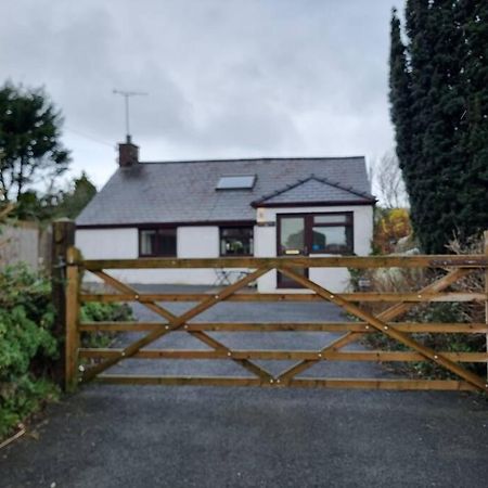 Yr Hen Efail Villa Ederyn ภายนอก รูปภาพ